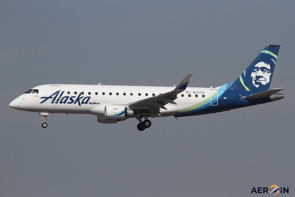 Alaska aumenta sus destinos y los aviones Embraer dominan la fábrica de Boeing