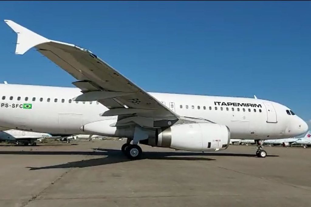 Despegando hacia Brasil, el tercer Airbus A320 de Itapimirim